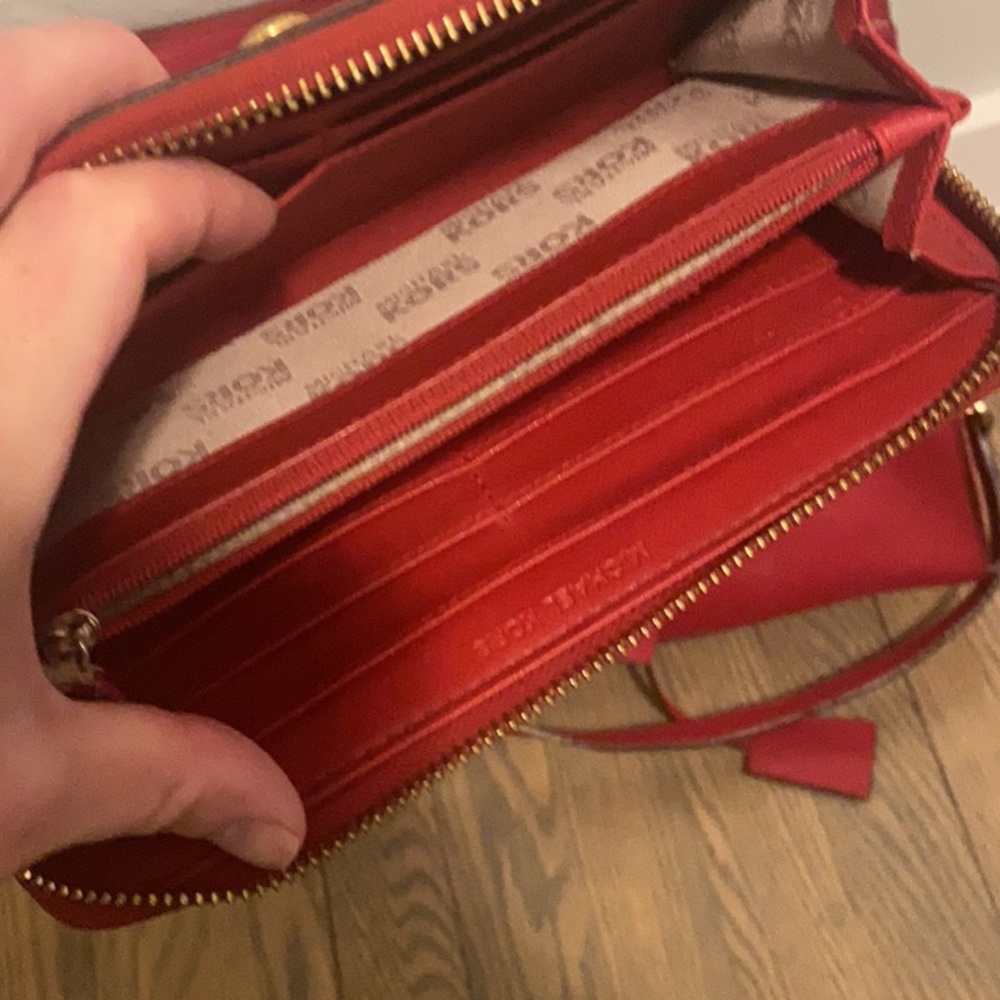 Michael Kohrs Purse View 6